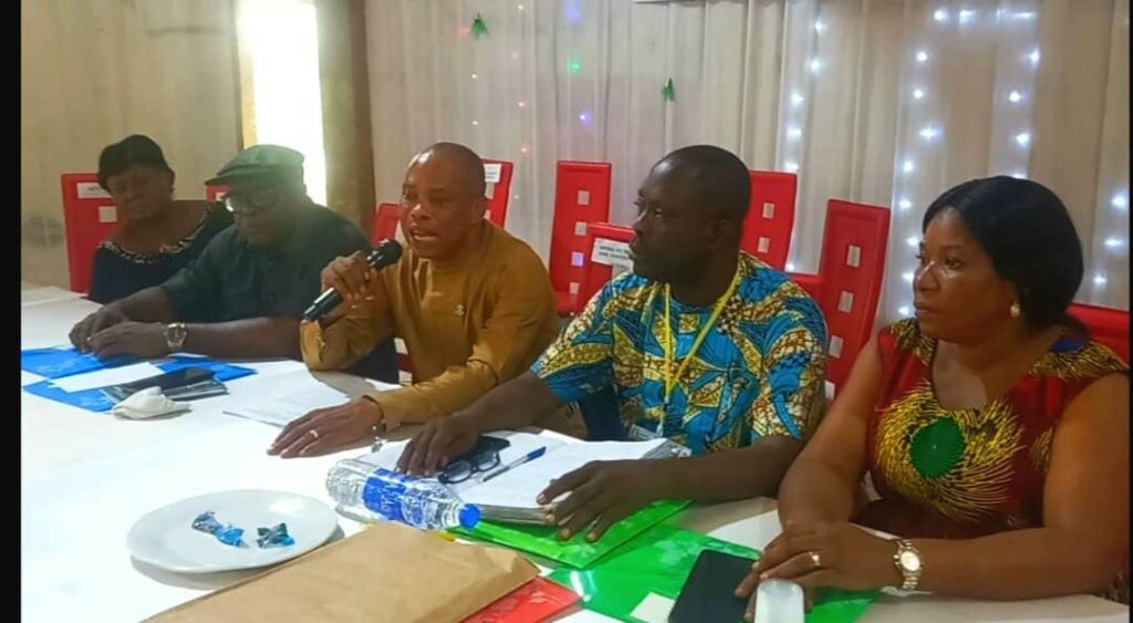 Comrade Cheta Azumah, the Vice President South South Zone, SSANU, (in the middle) briefing the press- Straightnews