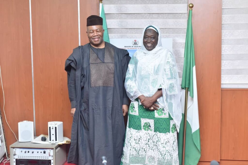 Minister Niger Delta Affairs Ministry, Senator Godswill Akpabio with the President, National Council for Women Society (NCWS), Hajia Lami Adamu Lau, when she led the national leadership of the Society on a courtesy call on the Minister in his office in Abuja, on Tuesday- Straightnews