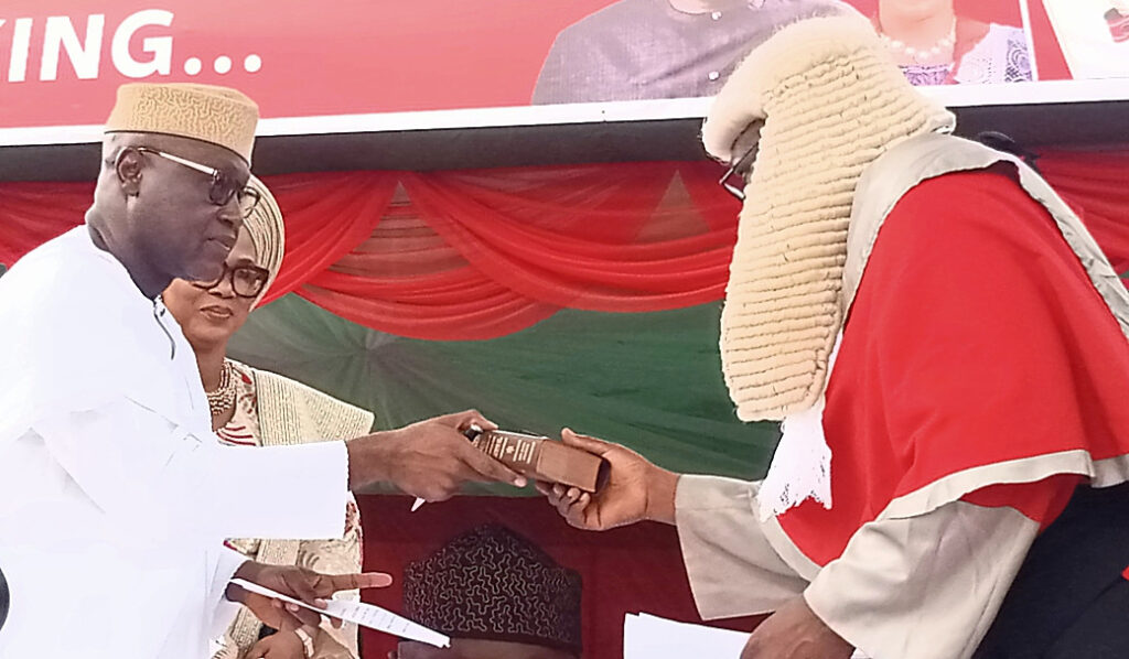 Biodun Oyebanji, has been sworn in as the governor of Ekiti state- straightnews