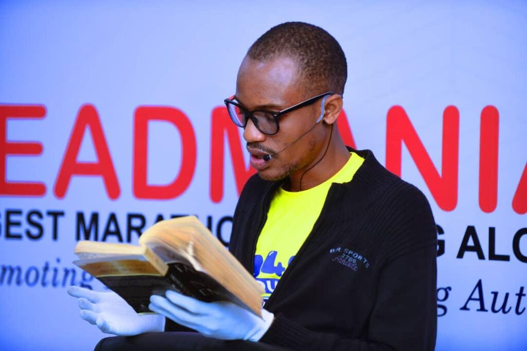 Nigerian reading marathoner - Straightnews