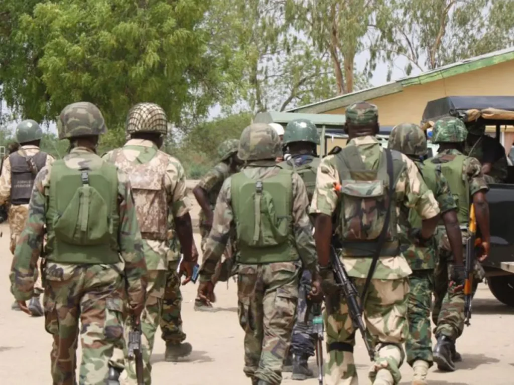 Nigerian soldiers- straightnews