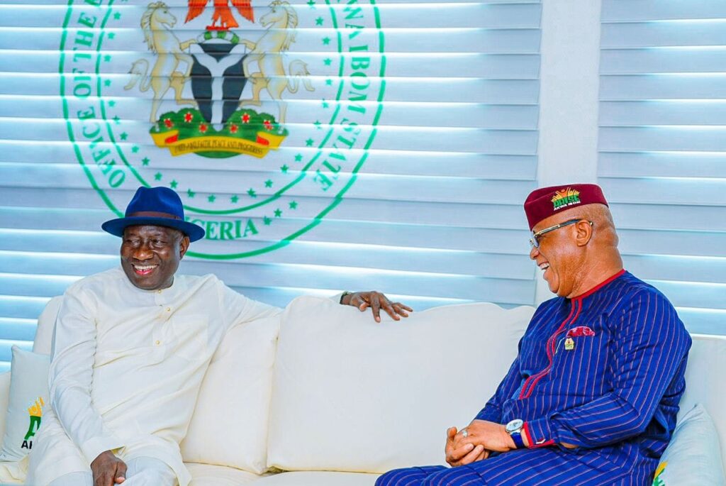 Dr. Goodluck Jonathan (left) and Governor Umo Eno seated right during discussion with the investors- straightnews