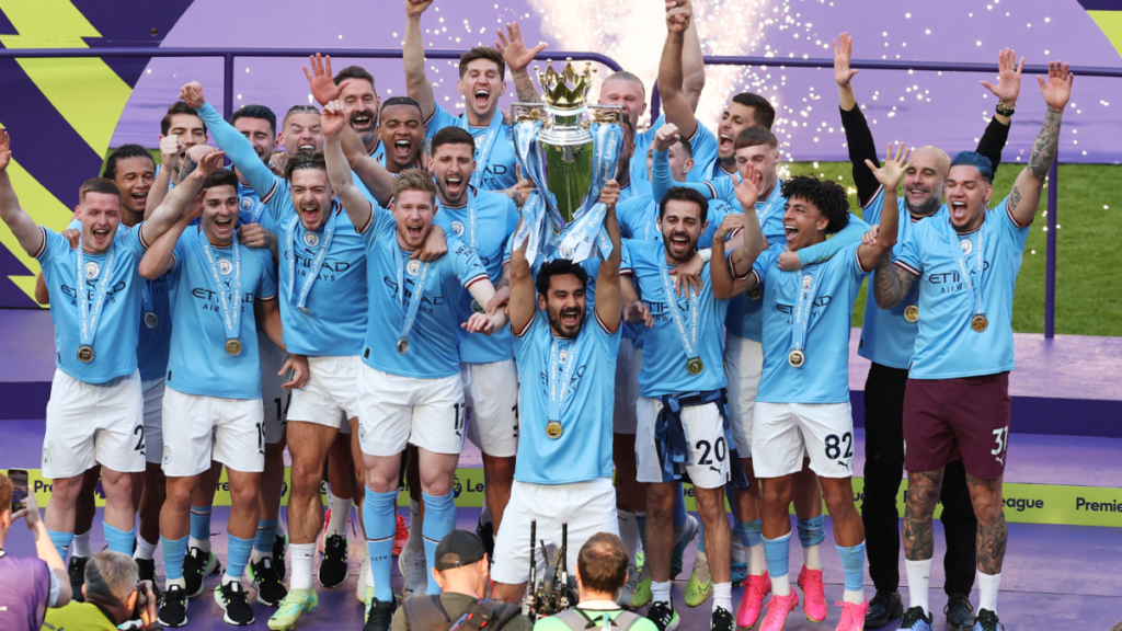 Manchester City celebrating the 2023/2024 EPL title - Straightnews