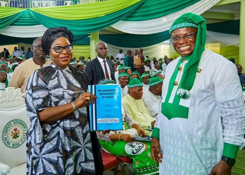 Harmonised Anaañ language Orthography approved for Nigerian schools Senator Akon Eyakenyi and Mr. Uwem Nwoko presenting the document - Straightnews