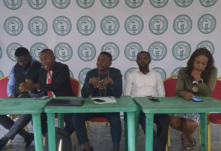 Akwa Ibom NMA Issues a 21-day Ultimatum to UNIUYO Over poor welfare Dr. Aniekan Imo Peter, NMA Chairman, Akwa Ibom Chapter addressing journalists - Straightnews