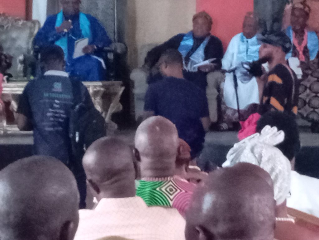 The Paramount Ruler of Uyo, Edidem Sylvanus Okon addressing the audience - Straightnews