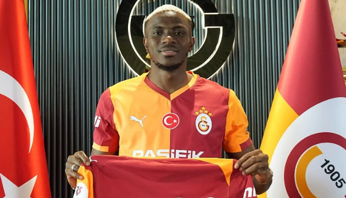 Osimhen signs for Galatasaray in Record-breaking Deal Victor Osimhen signs for Galatasaray - straightnews
