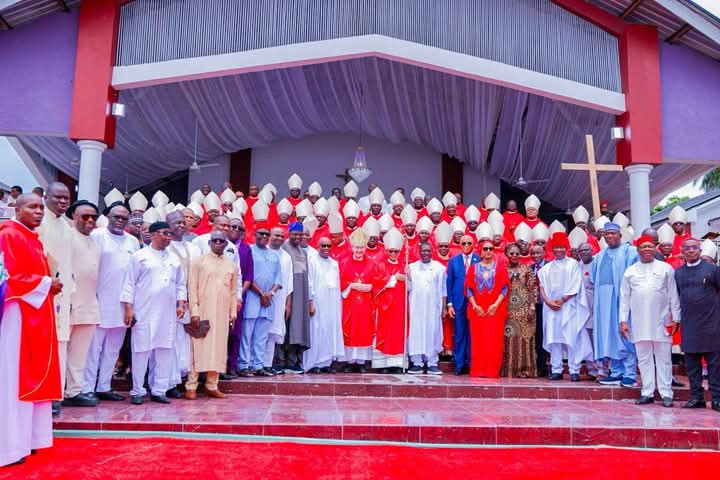 Let’s bind wounds of division, banish cynicism of despair- Akpabio Catholic Bishops Conference of Nigeria held in Akwa Ibom - Straightnews