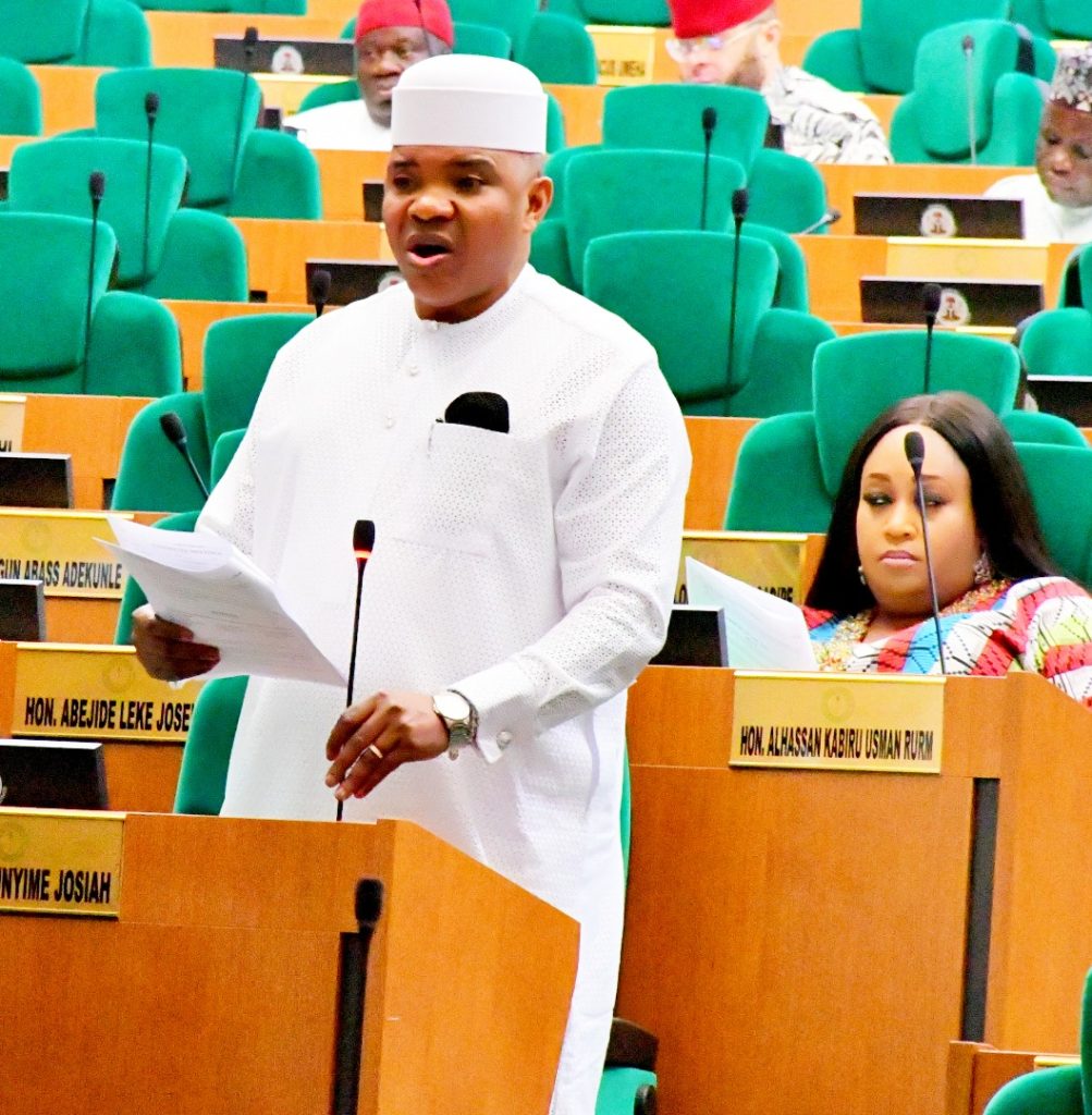 Rt. Hon. Unyime Idem canvasses for Ibom Deep Seaport - Straightnews