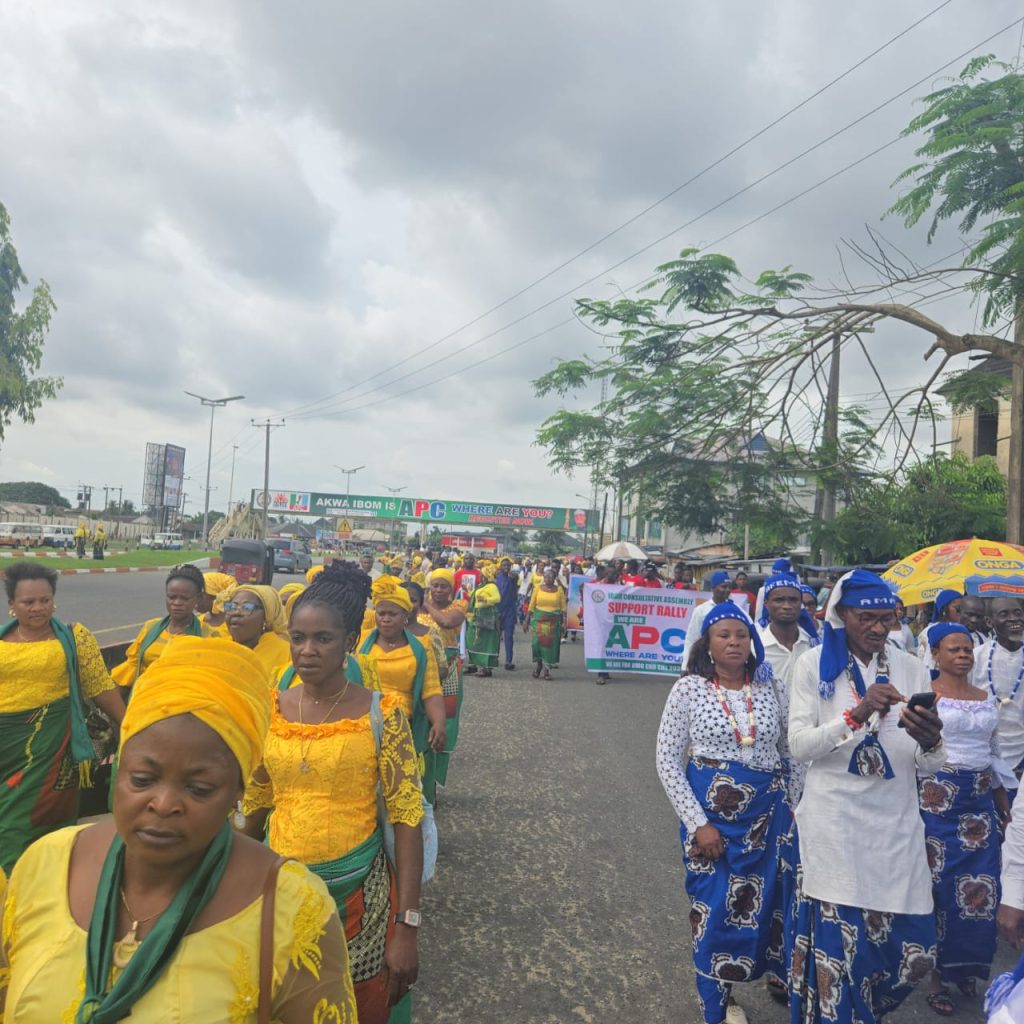 Annang youths in solidarity march for Governor Umo Eno - Straightnews
