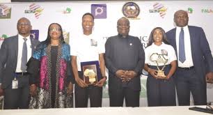 African entrepreneurs Get $1.5m Lifeline from Foundation Pastor Chris Oyakhilome spends $1.5m to grow young African entrepreneurs - Straightnews