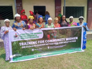Akwa Ibom women with a resource person - Straightnews