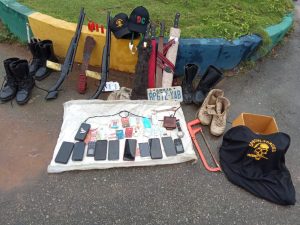 Suspected items - Straightnews