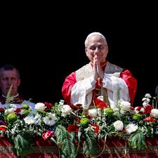 At Easter, Pope Leo urges world leaders to end wars Pope Leo preaches at Easter - Straightnews