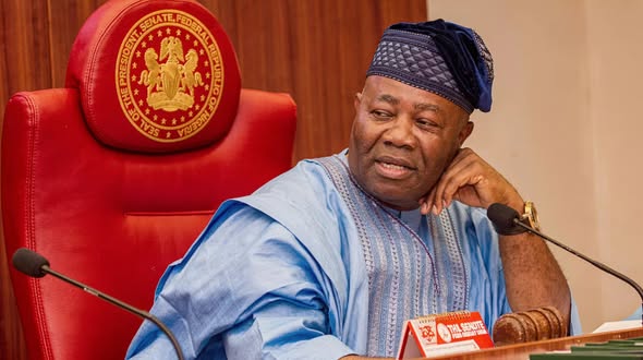South Easter: Allow sleeping Political Dogs lie Senate President, Godswill Akpabio - Straightnews