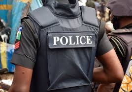 How Commissioner Foiled Attempted lynching of Two Women in Uyo Akwa Ibom Police rescue two women from lynching - Straightnews