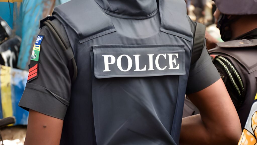 Akwa Ibom Police arrest suspected arms supplier in Ikot Ekpene - Straightnews