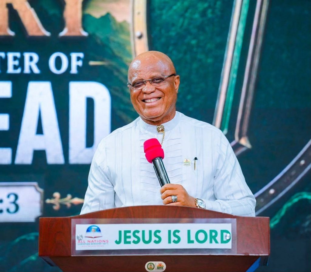 Gov Urges Christians not to Panic over Tribulations and Opposition Governor Umo Eno preaching - Straightnews