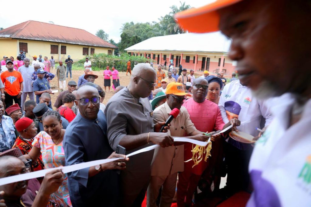 Rep Supports Representation That Delivers Tangible Projects Representative of Rt. Hon. Unyime Idem inaugurating the project - Straightnews