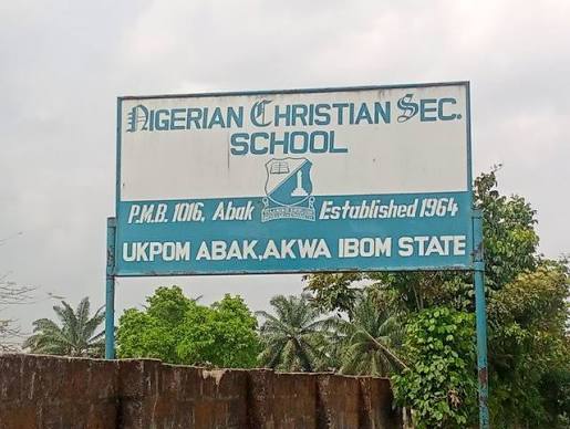 Etiebet Urges NCSSOSA Alumni to Harness Resources for the Association’s Growth Nigerian Christian Secondary School Old Association, Ukpom Abak - Straightnews