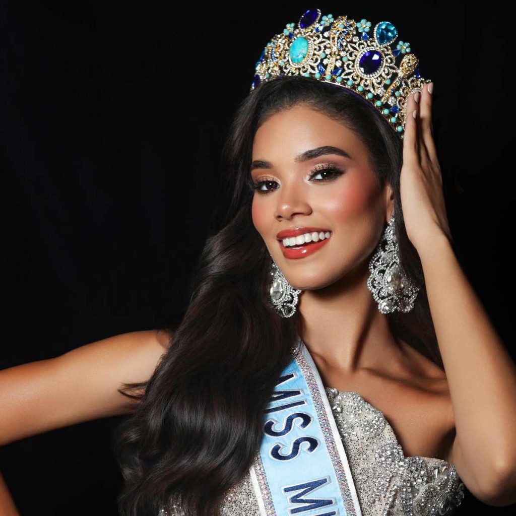 Dominican Republican Joheirry Mola Crowned Miss World 2026 Joheirry Mola Dominguez - Straightnews