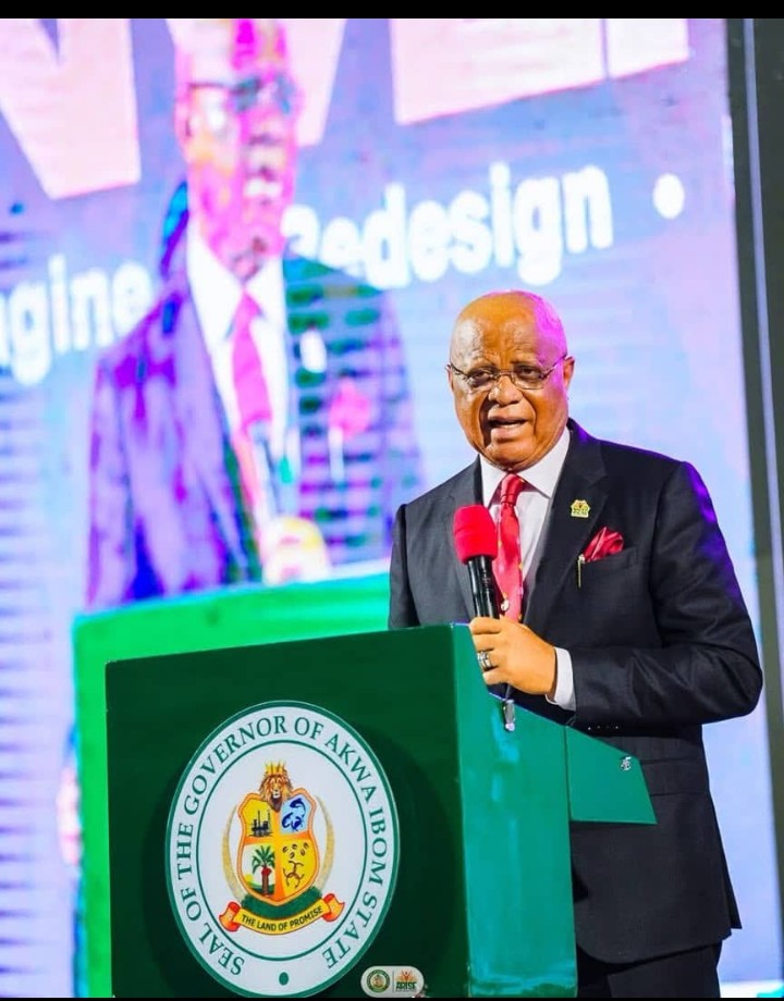 Akwa Ibom Raises Bursary to N200000 and N250,000 for Students in Tertiary Institutions Akwa Ibom Governor Umo Eno - Straightnews